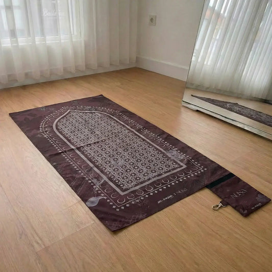Tapis de prière de voyage Nusa Fold – Al Ain – Marron