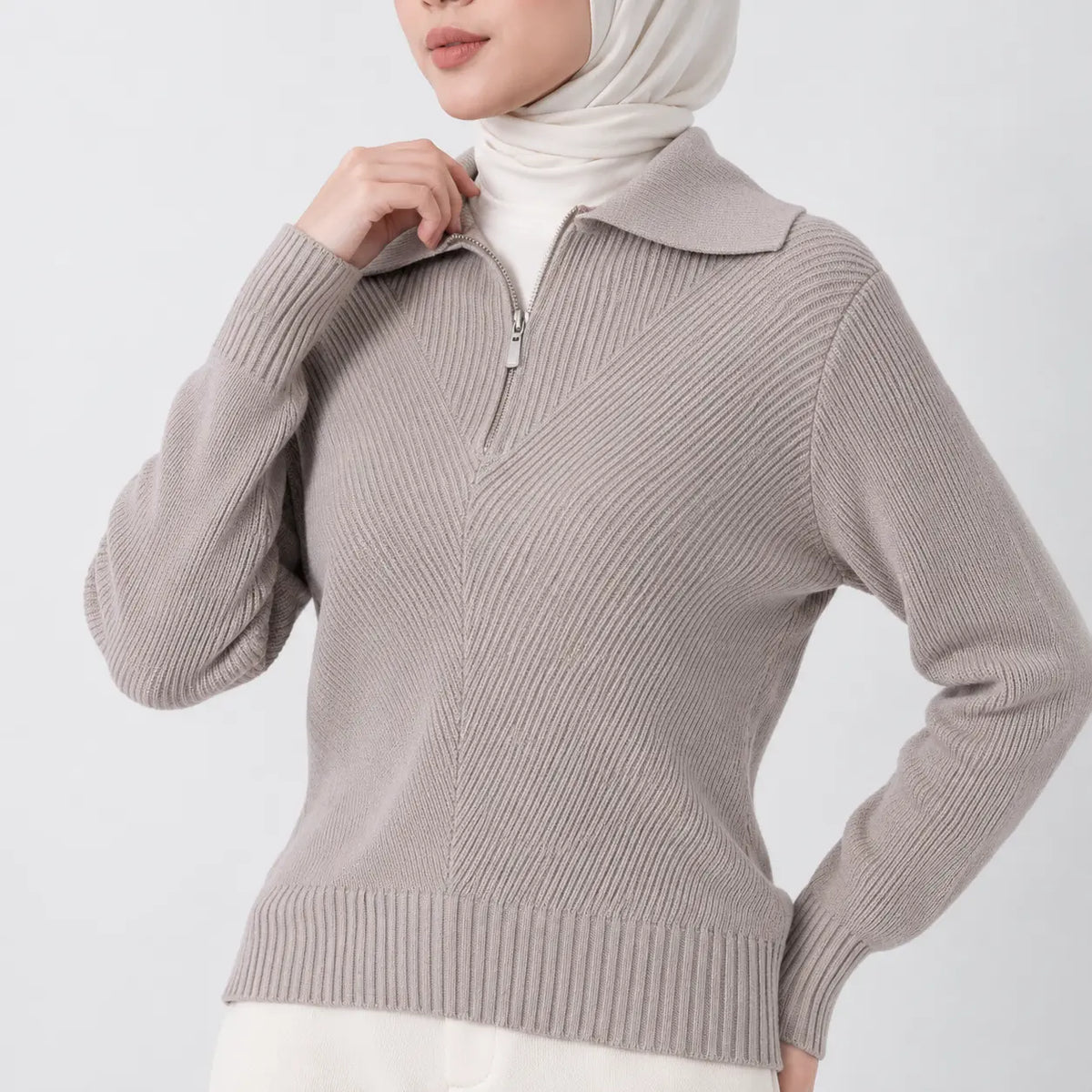 Pull en maille côtelée à col zippé