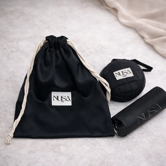 Coffret NUSA – Tenue de prière, tapis & pochette de voyage