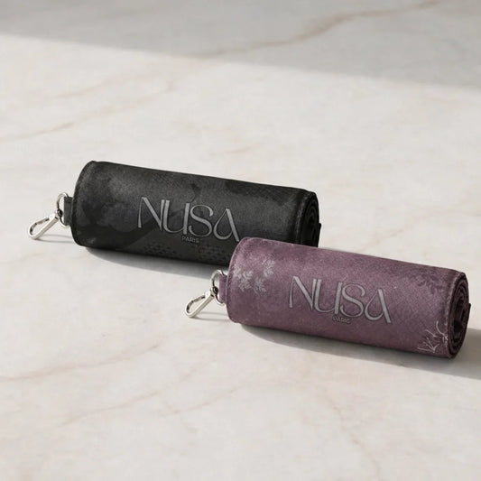 Tapis de prière de voyage Nusa Fold Love – Noir & Rose