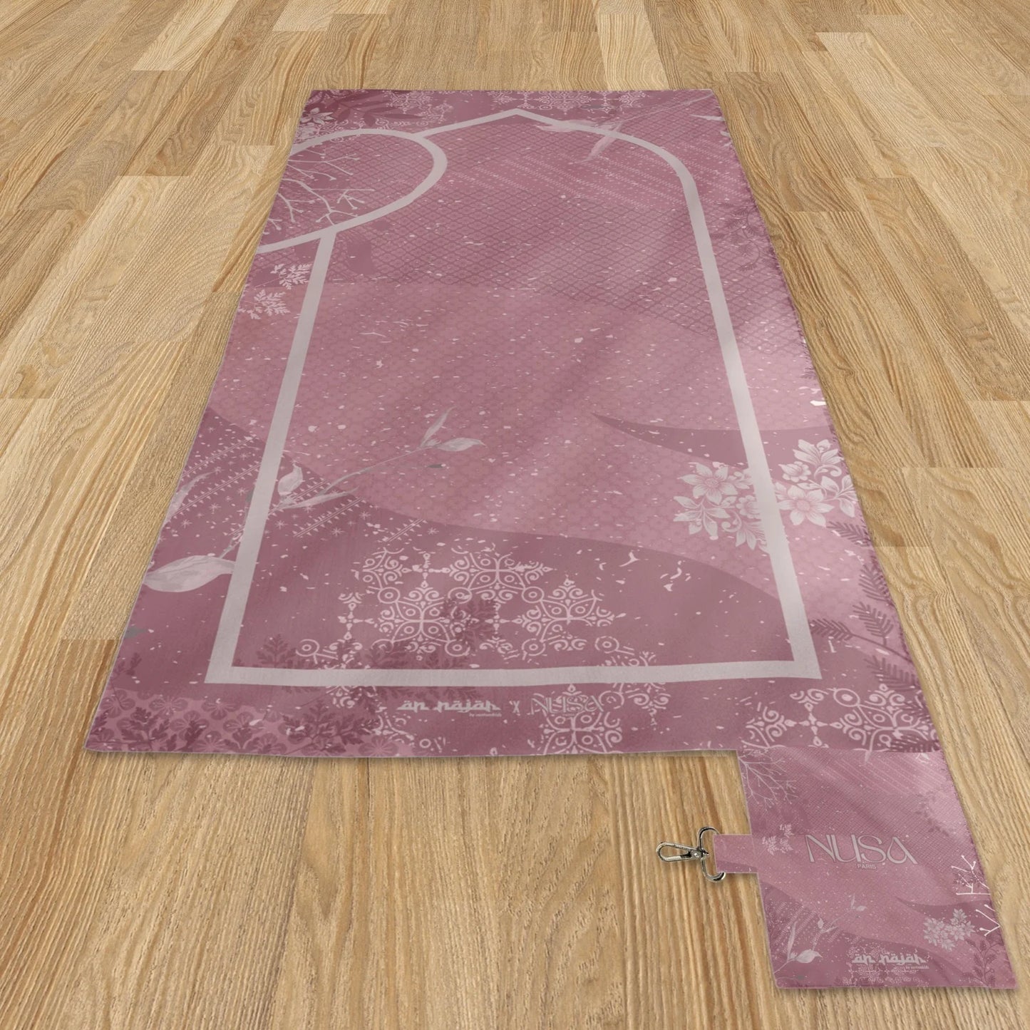 Tapis de prière de voyage Nusa Fold Love – Noir & Rose
